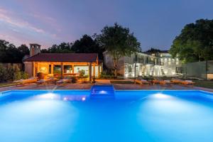 Πισίνα στο ή κοντά στο Villa KATA