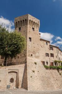 Galeriebild der Unterkunft MarcheAmore - Torre da Bora, Luxury Medieval Tower in Magliano di Tenna