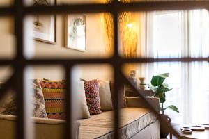 Гостиная зона в Anthemion Suites and Villas