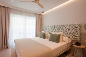 Postel nebo postele na pokoji v ubytování Hotel MiM Mallorca & Spa - Adults Only