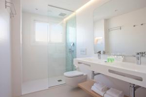 Koupelna v ubytování Hotel MiM Mallorca & Spa - Adults Only