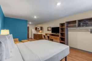 Galería fotográfica de WoodSpring Suites Miramar en Miramar