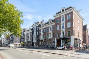 Gallery image of Spacious apartment in city center with private patio in Amsterdam