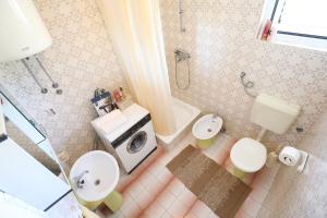 Kúpeľňa v ubytovaní Beachfront 5BR Home Victoria + 37 fotografií