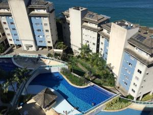 Bazén v ubytování Cobertura Duplex Porto Real Resort em Angra nebo v jeho okolí