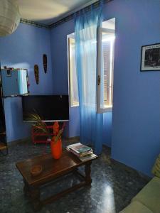 Televisyen dan/atau pusat hiburan di B&B La Peschiera