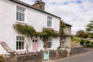 Gallery image of Maggie Puddle Cottage in Grange Over Sands