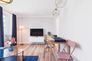 Posedenie v ubytovaní Apartament przy Bulwarach Wiślanych Kościuszki by Noclegi Renters