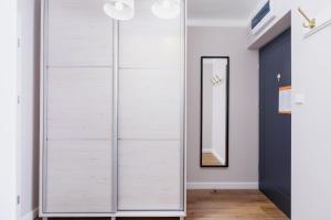 Fotografia z galérie ubytovania Apartament przy Bulwarach Wiślanych Kościuszki by Noclegi Renters v Krakove