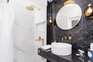 Kúpeľňa v ubytovaní Apartament przy Bulwarach Wiślanych Kościuszki by Noclegi Renters