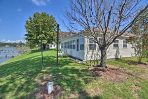 Gallery image of Romantic Waterfront Abode with Patio and Dock! in Deltaville