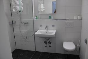 Koupelna v ubytování Business Apartment Turgi + 12 fotografií