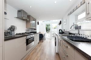 Gallery image of Pepperpot Cottage in Whitstable