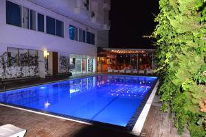 Afbeelding uit fotogalerij van Kristal Beach Hotel in Antalya