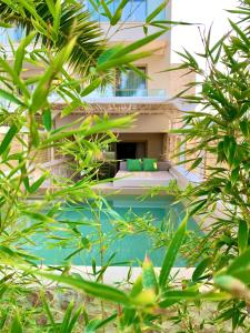 Bazén v ubytovaní MAKO Sea & Suites alebo v jeho blízkosti
