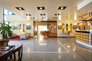 Lobbyen eller receptionen på Hotel Cristallo