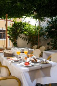 Restaurant o un lloc per menjar a Kokona