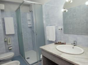 A bathroom at Il Gabbiano