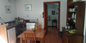 Dapur atau dapur kecil di The Innlet, Country Apartments and Cottages
