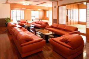 Ο χώρος του lounge ή του μπαρ στο Miyakojima White House