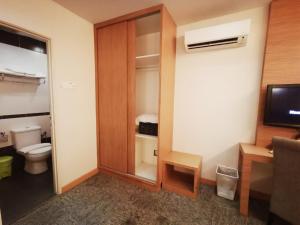 TV a/nebo společenská místnost v ubytování Prescott Hotel Bukit Bintang