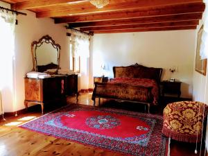 A seating area at Angolo di Paradiso B&B