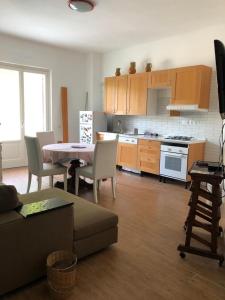 Η κουζίνα ή μικρή κουζίνα στο Casa Vacanze Palinuro Trivento