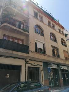 Το κτήριο όπου στεγάζεται  το διαμέρισμα