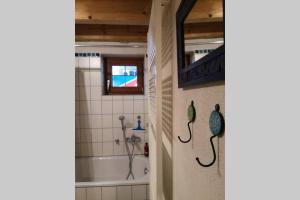 SEENAH - Ihre Wohnung am Bodensee / Untersee tesisinde bir banyo