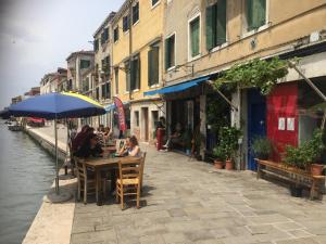 Hostia v ubytovaní MORI 1 CON BELLA VISTA NUOVO APPARTAMENTO
