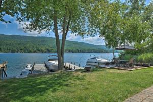 Ảnh trong thư viện ảnh của Waterfront Home on Lake George with Boat Dock! ở Queensbury