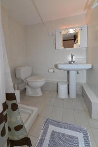 Ванная комната в Ikaros Star Hotel