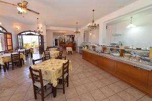 Ресторан / где поесть в Ikaros Star Hotel
