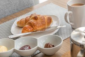 אפשרויות ארוחת הבוקר המוצעות לאורחים ב-The Sleep-Inn Hare B&B