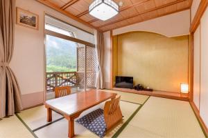 Gallery image of Hotel Uneri in Okinoshima