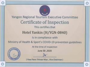 Sijil, anugerah, tanda atau dokumen lain yang dipamerkan di Hotel Yankin