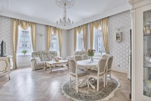 Część wypoczynkowa w obiekcie Apartment Luxury Nostalgia