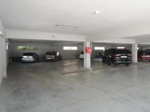 Foto dalla galleria di Hotel Logavina 8 Garage Parking a Sarajevo