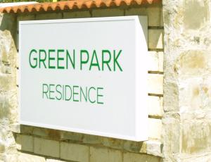 Certifikát, hodnocení, plakát nebo jiný dokument vystavený v ubytování Green Park Hotel & Residence