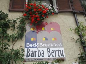 Φωτογραφία από το άλμπουμ του Bed & Breakfast Barba Bertu σε Frassino +79 φωτογραφίες