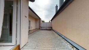 Fotografia z galérie ubytovania Alia house with garden in Piešťany v Piešťanoch
