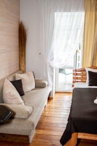 Posezení v ubytování Sunset Hotel