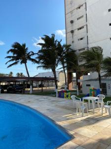 Kolam renang di atau dekat dengan Apartamento em Fortaleza em frente a praia do Futuro