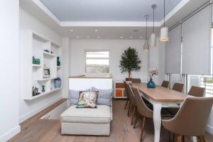Posezení v ubytování Luxurious Villa MALOMAR