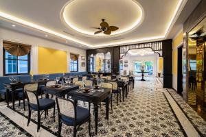 Restaurace v ubytování Ha Long Essence Hotel