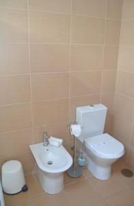 Ein Badezimmer in der Unterkunft Cerca da Vitoria 2 Sesimbra
