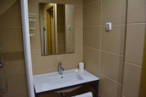 Ein Badezimmer in der Unterkunft Cerca da Vitoria 2 Sesimbra
