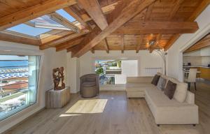 Gallery image of Attico panoramico fronte mare in Lido di Camaiore