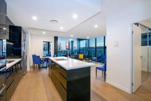Kuhinja oz. manjša kuhinja v nastanitvi Atlas Apartments by CLLIX