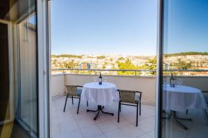 Balkón alebo terasa v ubytovaní Cozy duplex apartment A1, close to the Sunset Beach near Dubrovnik